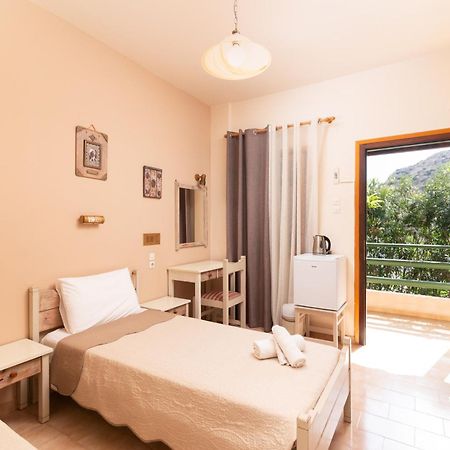 Filia Rooms Matala Exterior foto