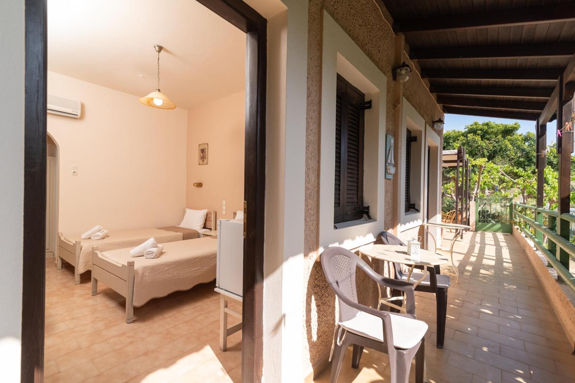 Filia Rooms Matala Exterior foto